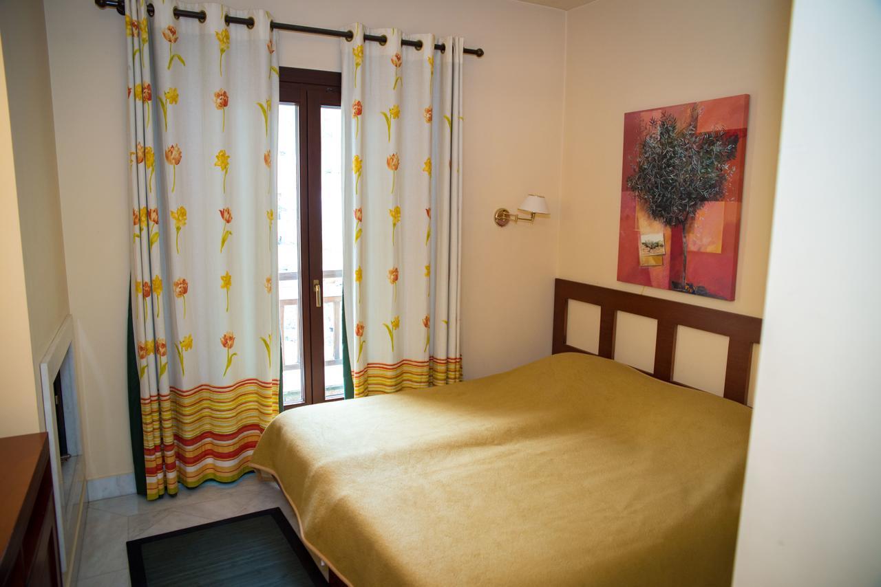 Maritsas Hotel & Suites Portaria  Exterior photo